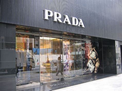 punti vendita prada torino|negozi prada locatori.